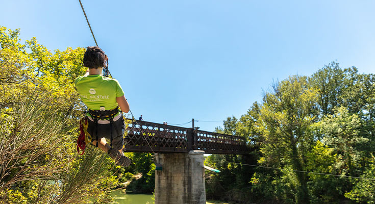 Parcours aventure et tyrolienne au parc aventure du Roc de Massereau