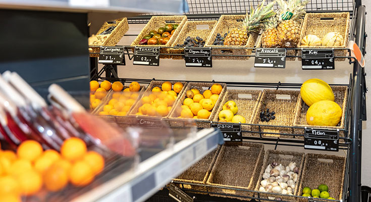 Fruits et légumes de saison épicerie camping du Domaine de Massereau