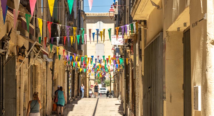 Rues festives des Estivales de Sommières